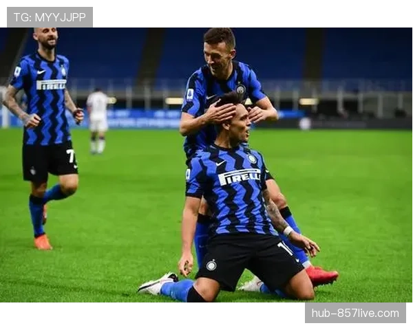 尼科·帕斯八助领跑助攻榜 科莫升班马成欧战搅局者 尼科·帕斯八助领跑助攻榜 科莫升班马成欧战搅局者