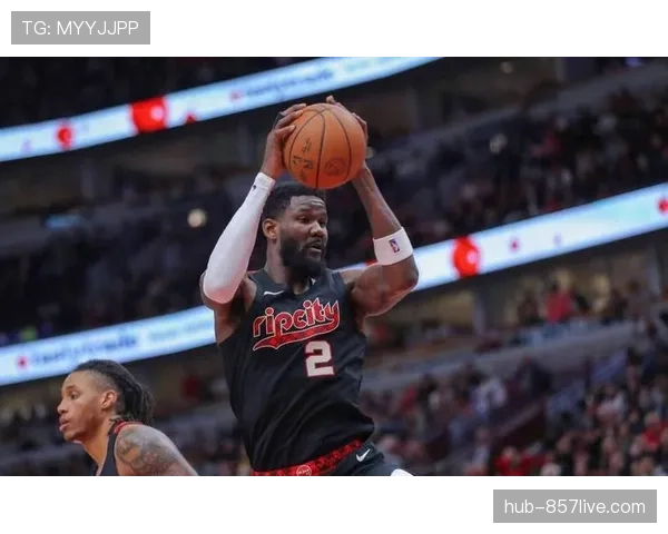 雷迪克全员控球战术复盘:艾顿八村塁获更多战术安排调整